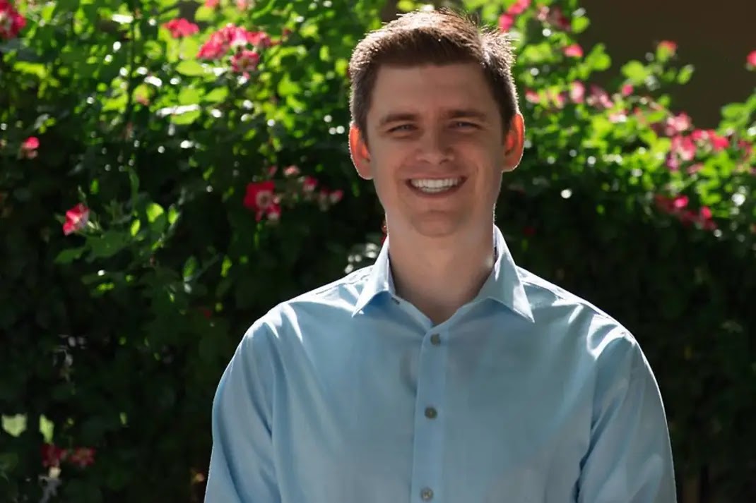 Brian Bell, Dds photo 1