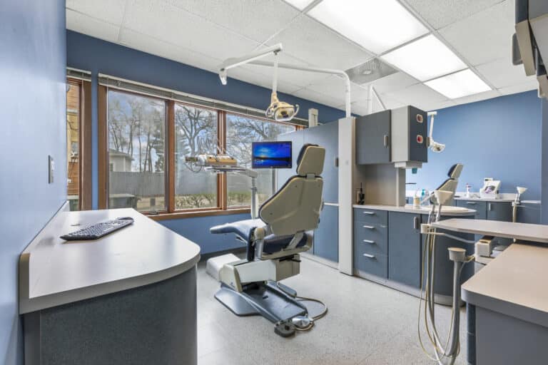 Bender Dental Care: Michael a Bender DDS Ltd photo 2