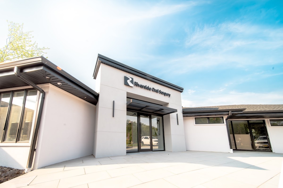 Riverside Oral Surgery photo 3