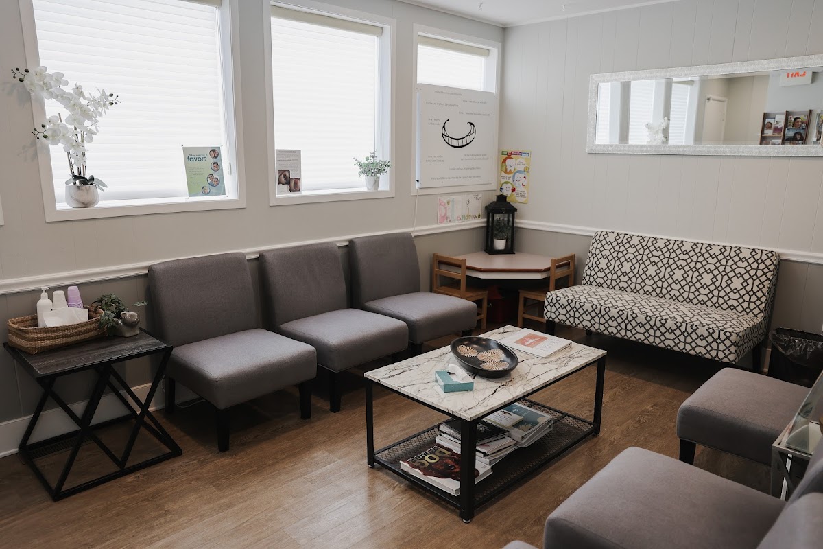 Danbury Smiles - George L Landress, DDS, Magd photo 2