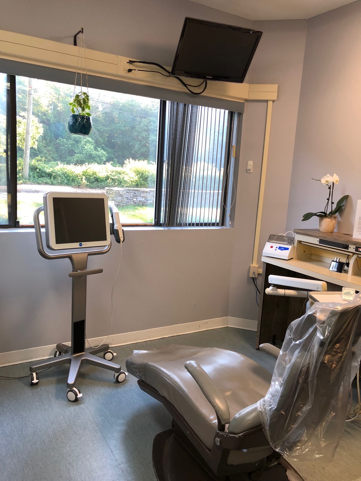 Stonington Dental Associates photo 2