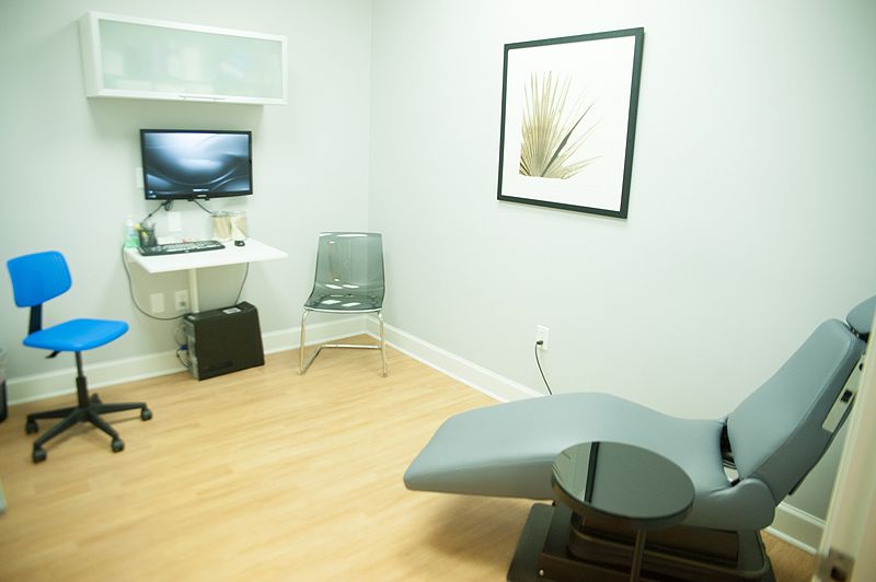 Oral Surgery & Dental Implant Specialists South Carolina: Matthew R. Barefoot, DDS, MD photo 2