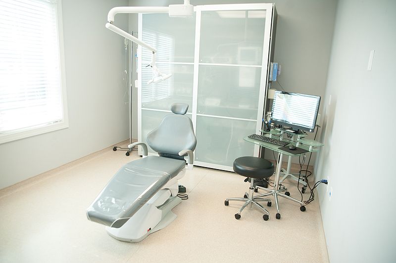 Oral Surgery & Dental Implant Specialists South Carolina: Matthew R. Barefoot, DDS, MD photo 4