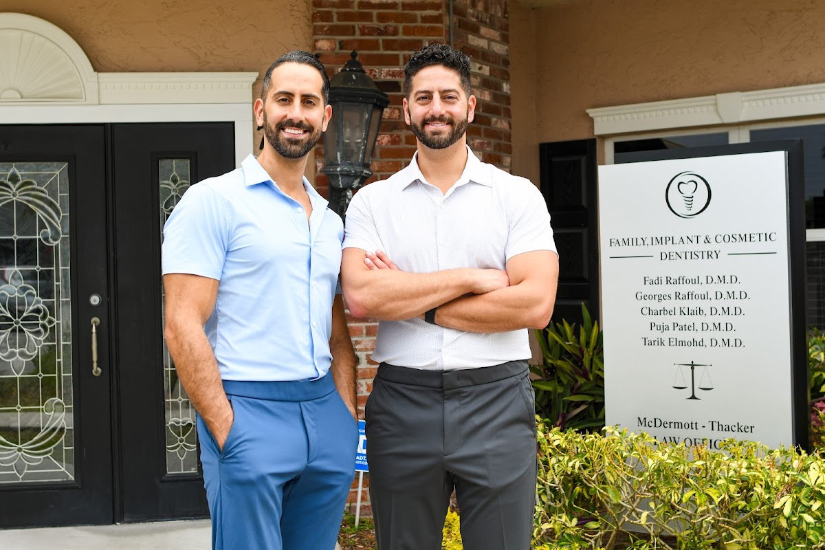 Family Implant and Cosmetic Dentistry - Brandon photo 1