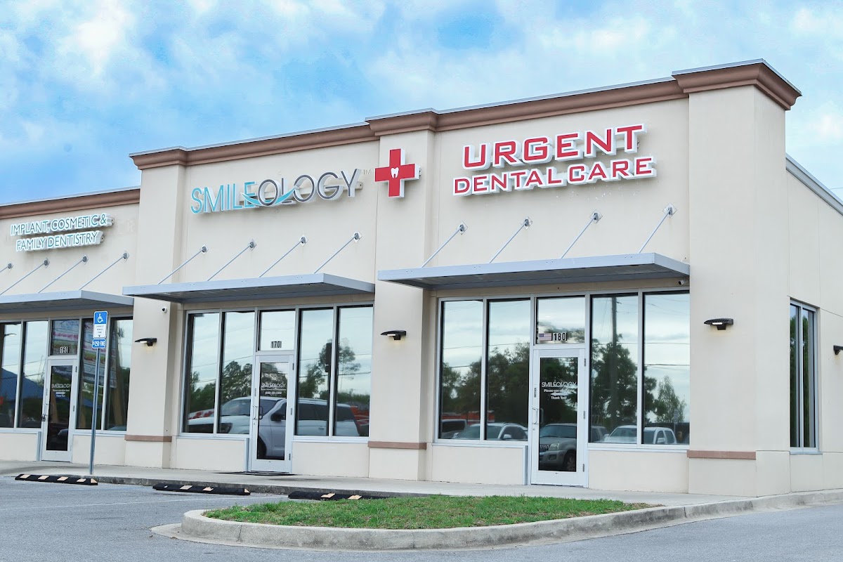 Smileology Crestview - Implant, Cosmetic & Family Dentistry photo 1