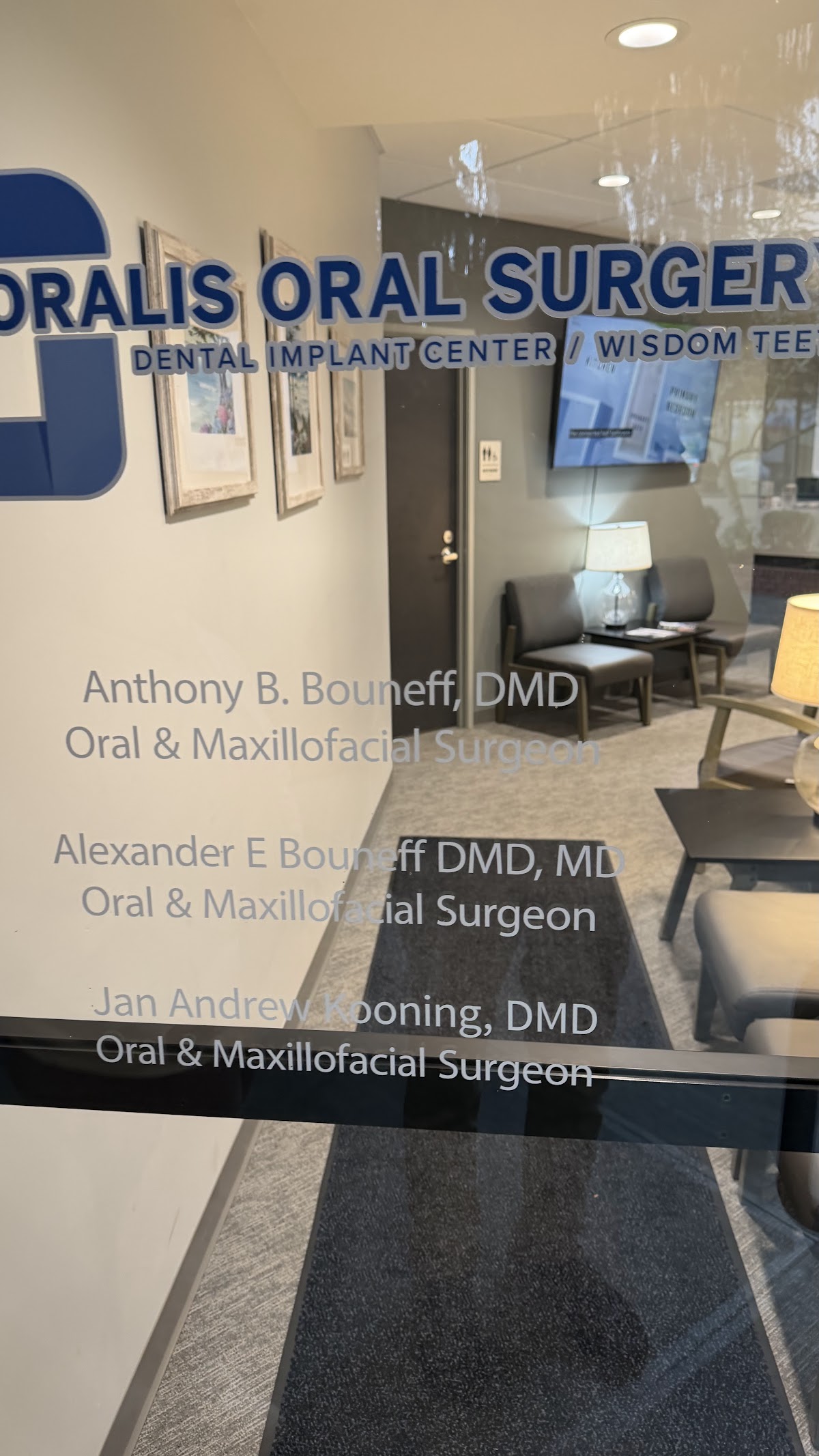 Beaverton Oral Surgeons - Hillsboro photo 4