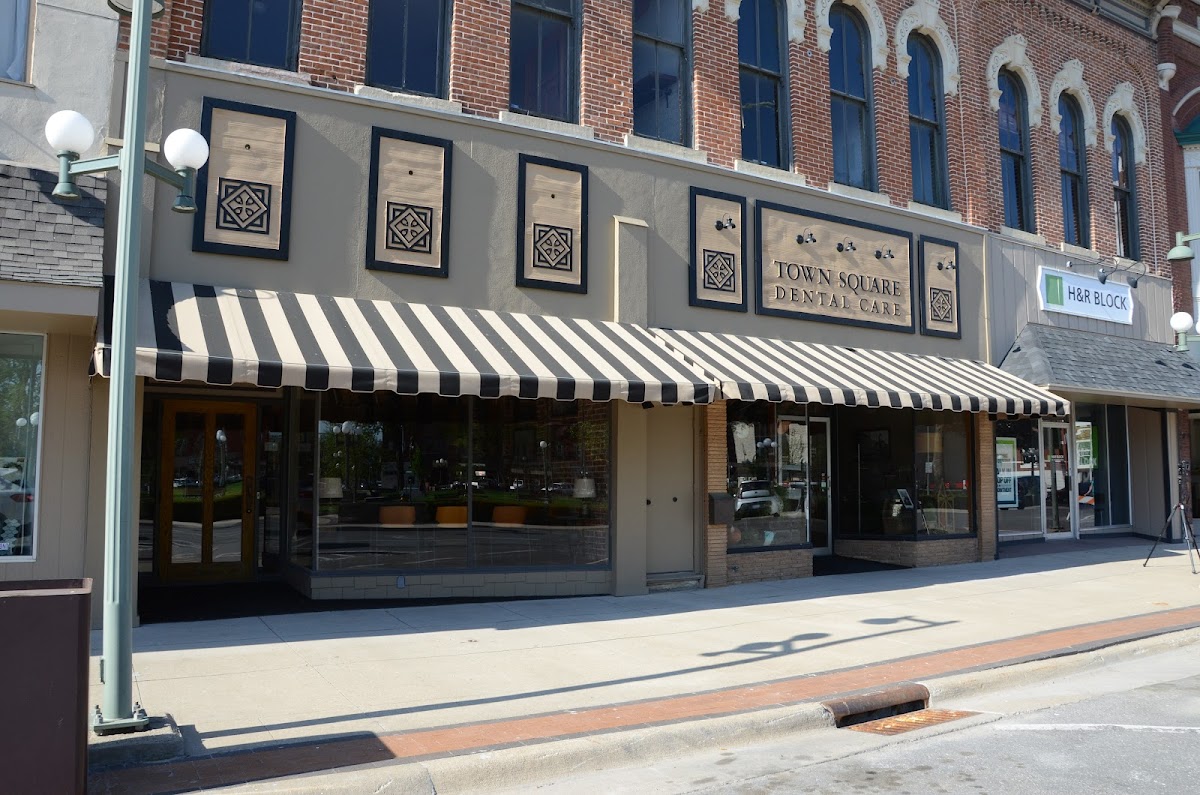 Town Square Dental Care photo 3