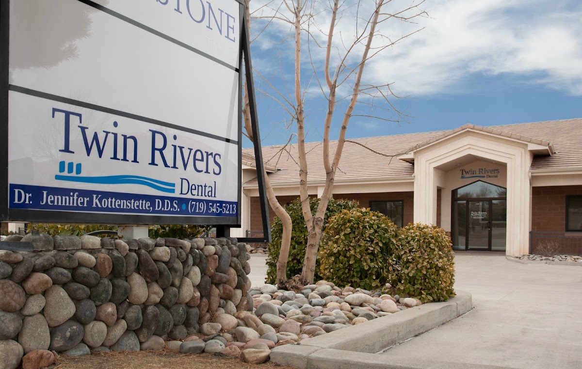 Twin Rivers Dental photo 1