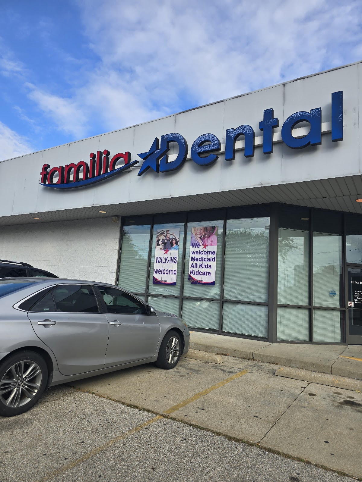 Familia Dental photo 5