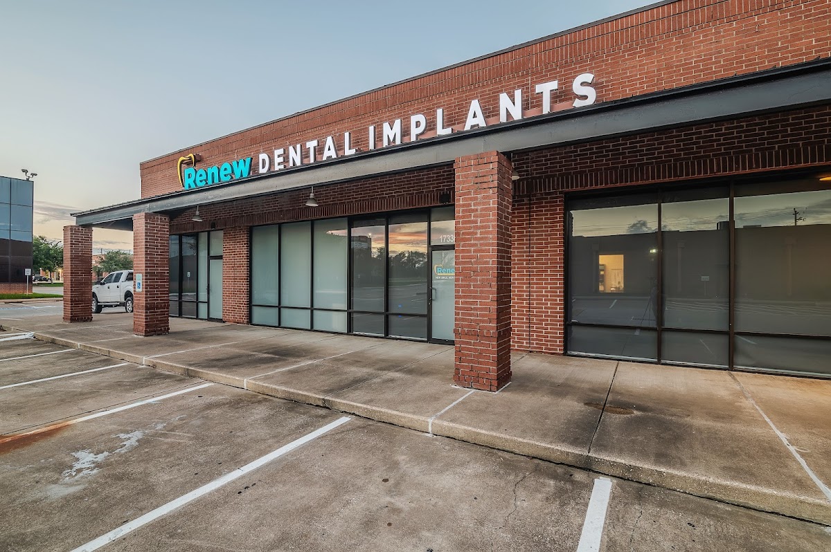 Renew Dental Implants photo 2