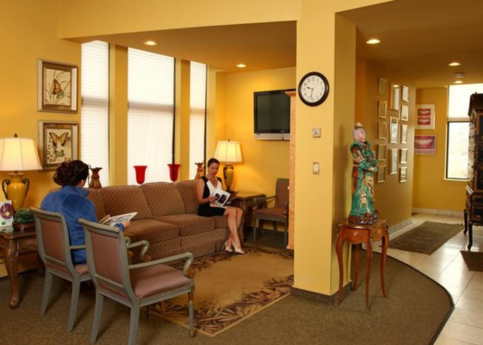 Hazzouri Dental photo 2