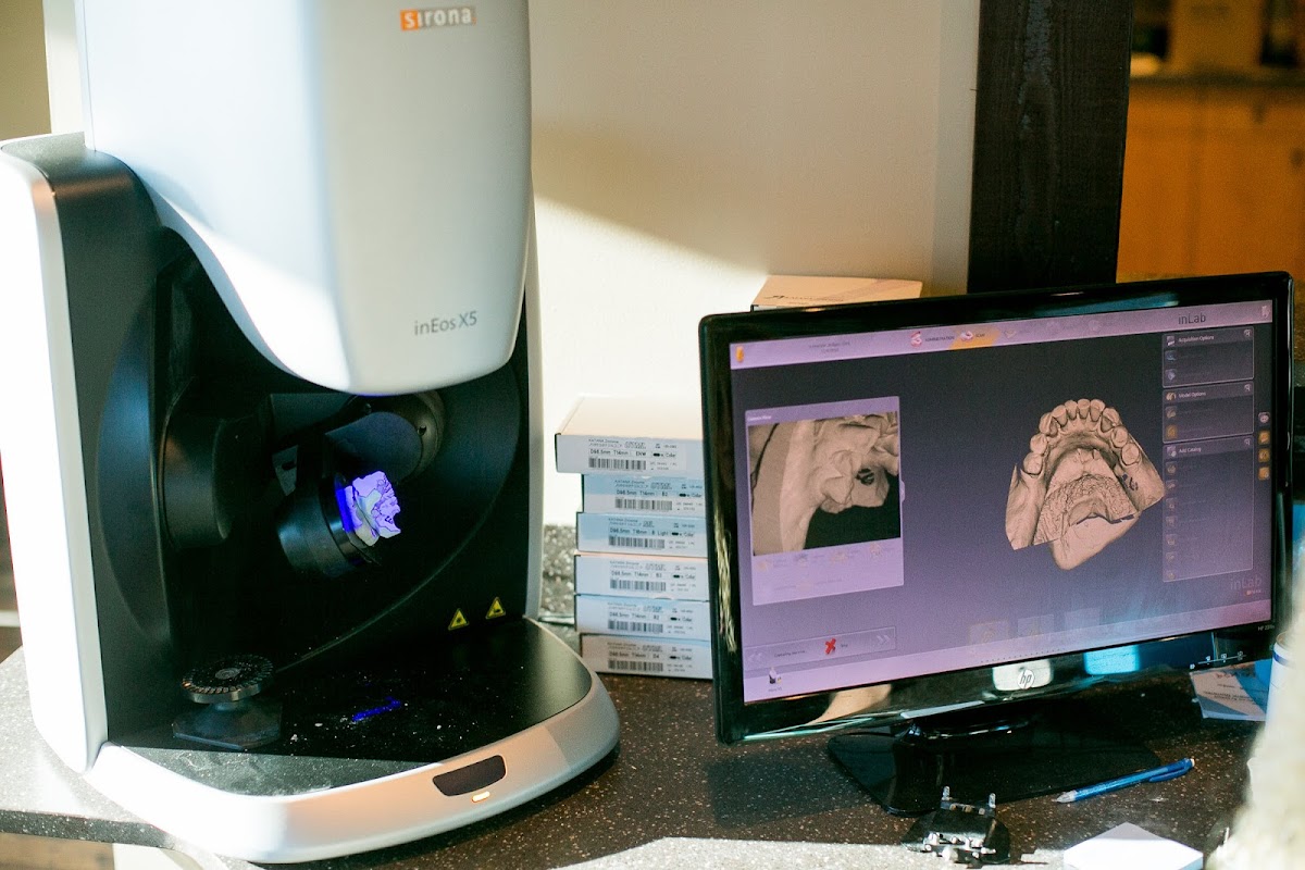 Miller Dental Implant Lab photo 4