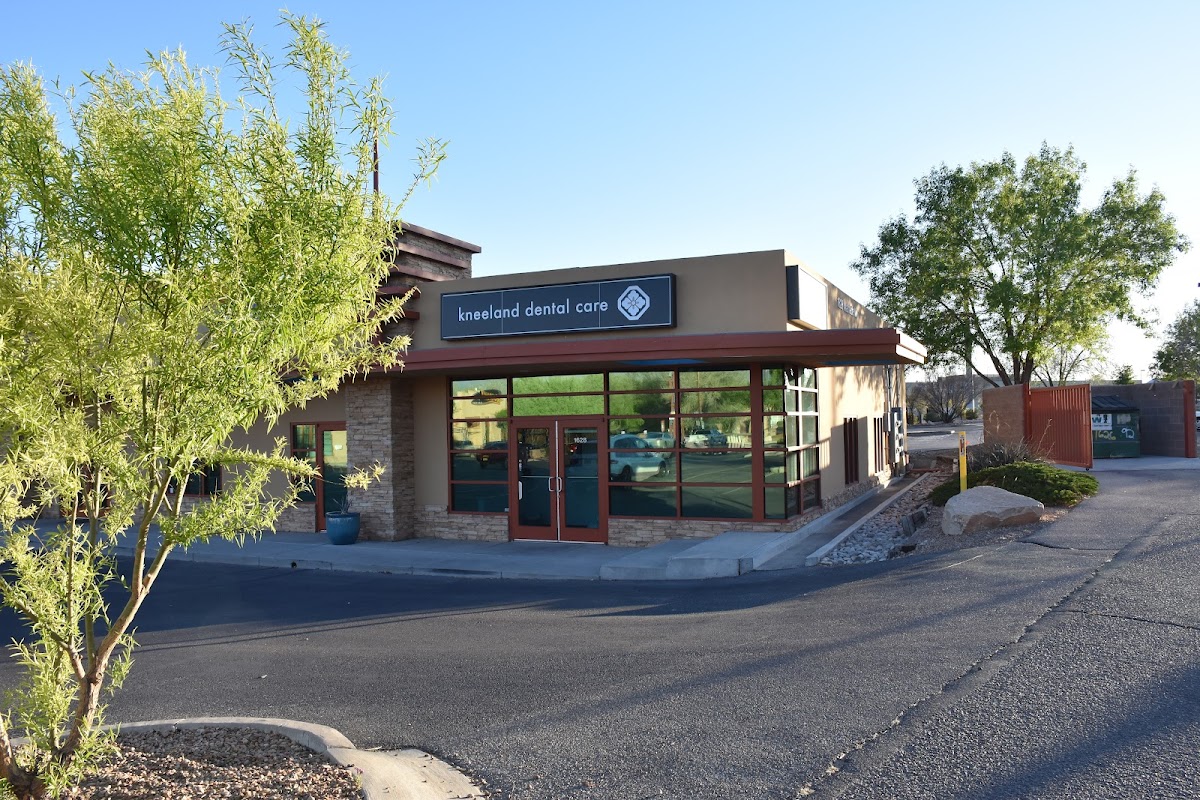 Kneeland Dental Care, LLC. photo 1
