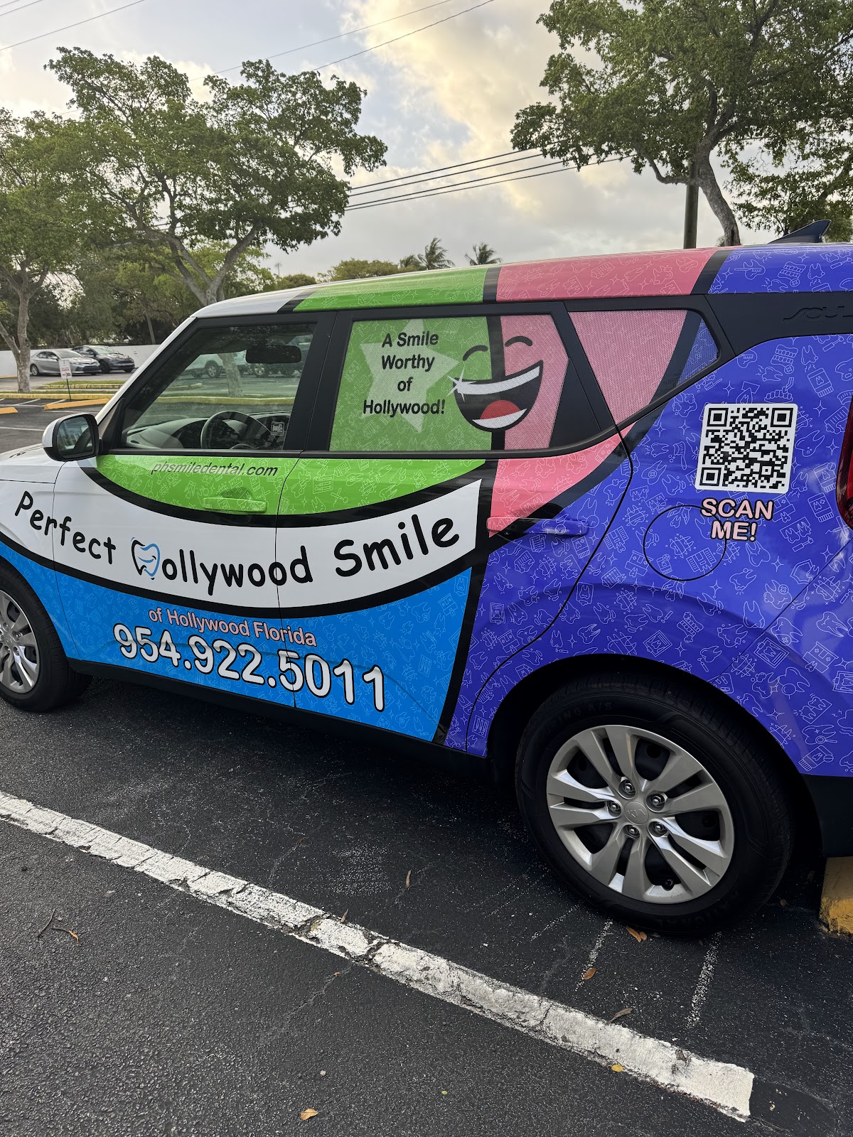 Perfect Hollywood Smile photo 1