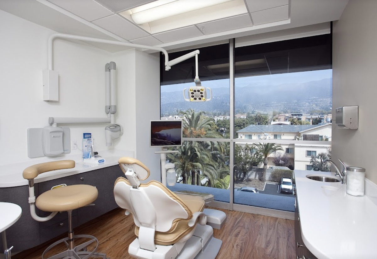 Implantology Seminars photo 3
