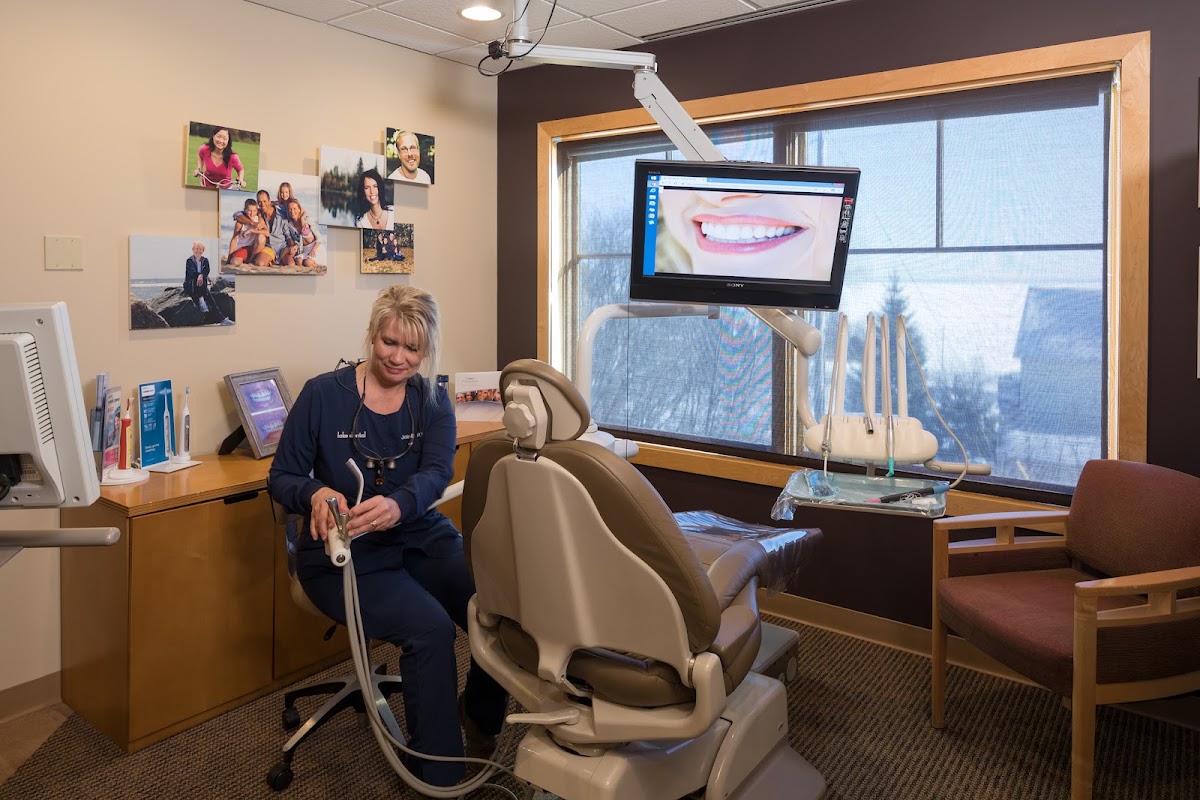 Lake Dental photo 2