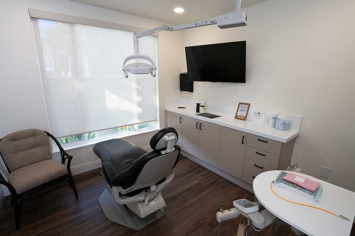 Pasadena Periodontics photo 2