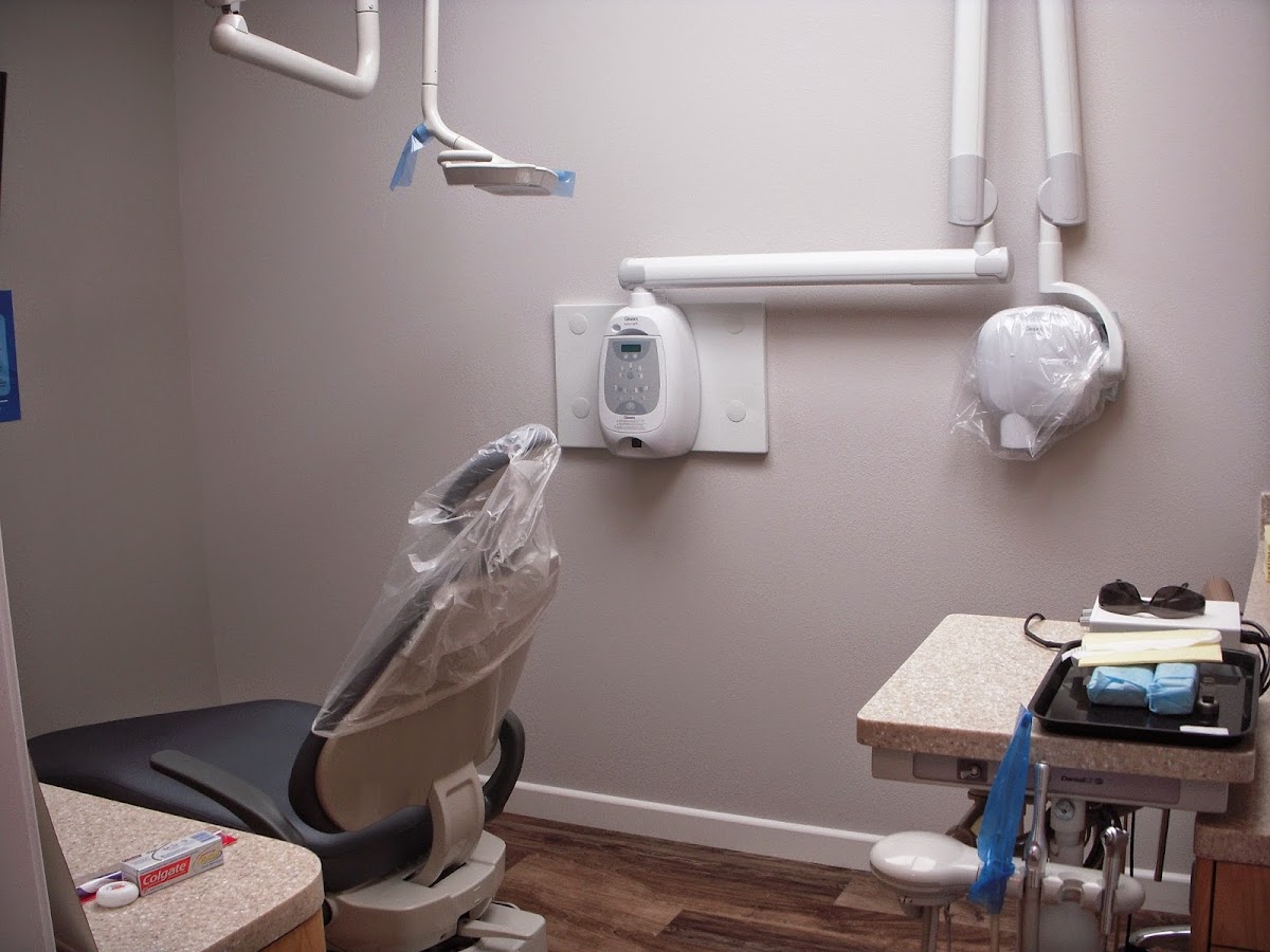 Prohealth Smiles: Dr. Wennifred Hsu Dds photo 1