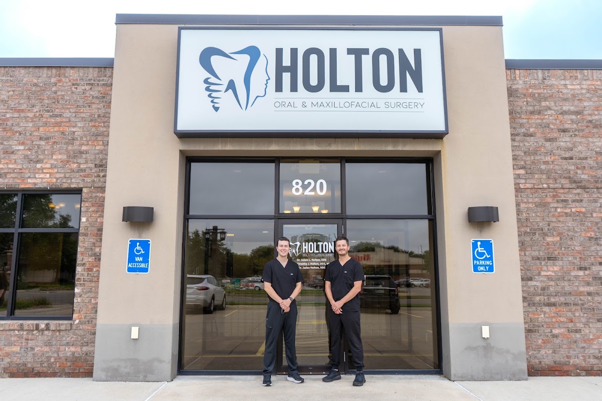 Holton Oral and Maxillofacial Surgery photo 1