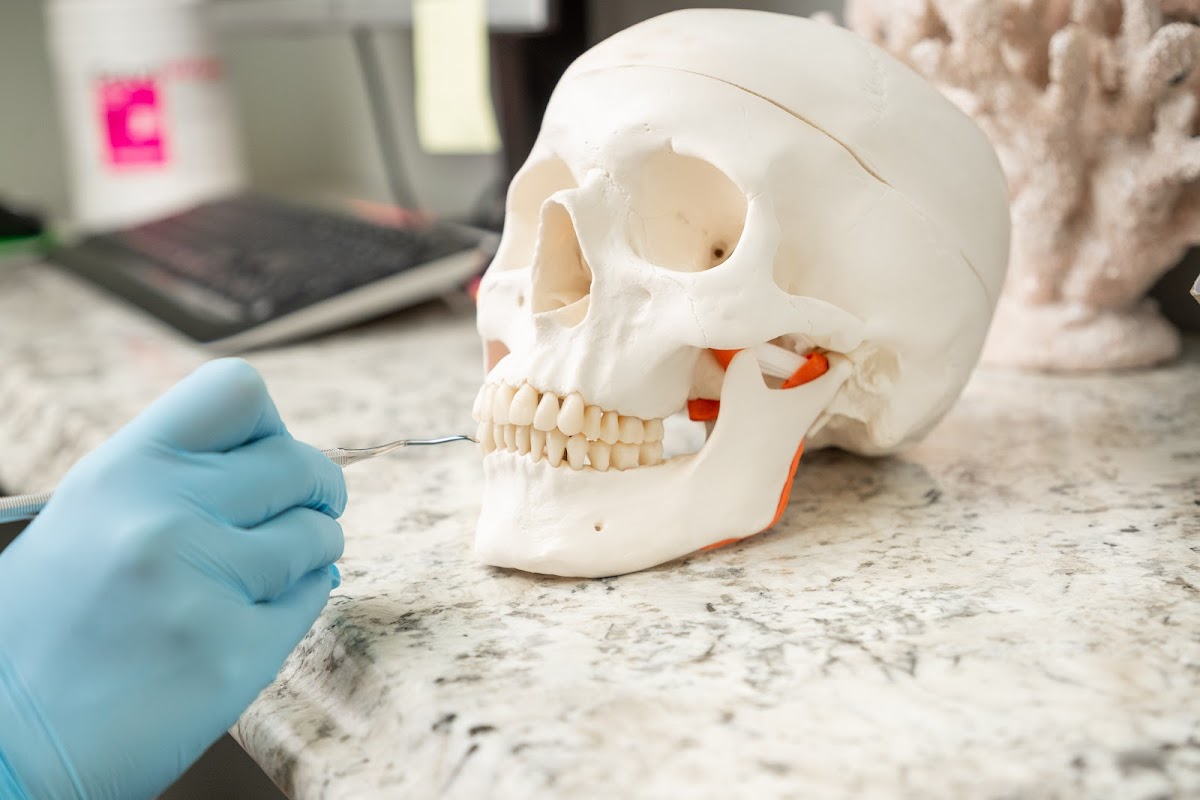 Valley Implants and Oral Surgery | Dr. Travis Sorensen D.D.S. photo 1