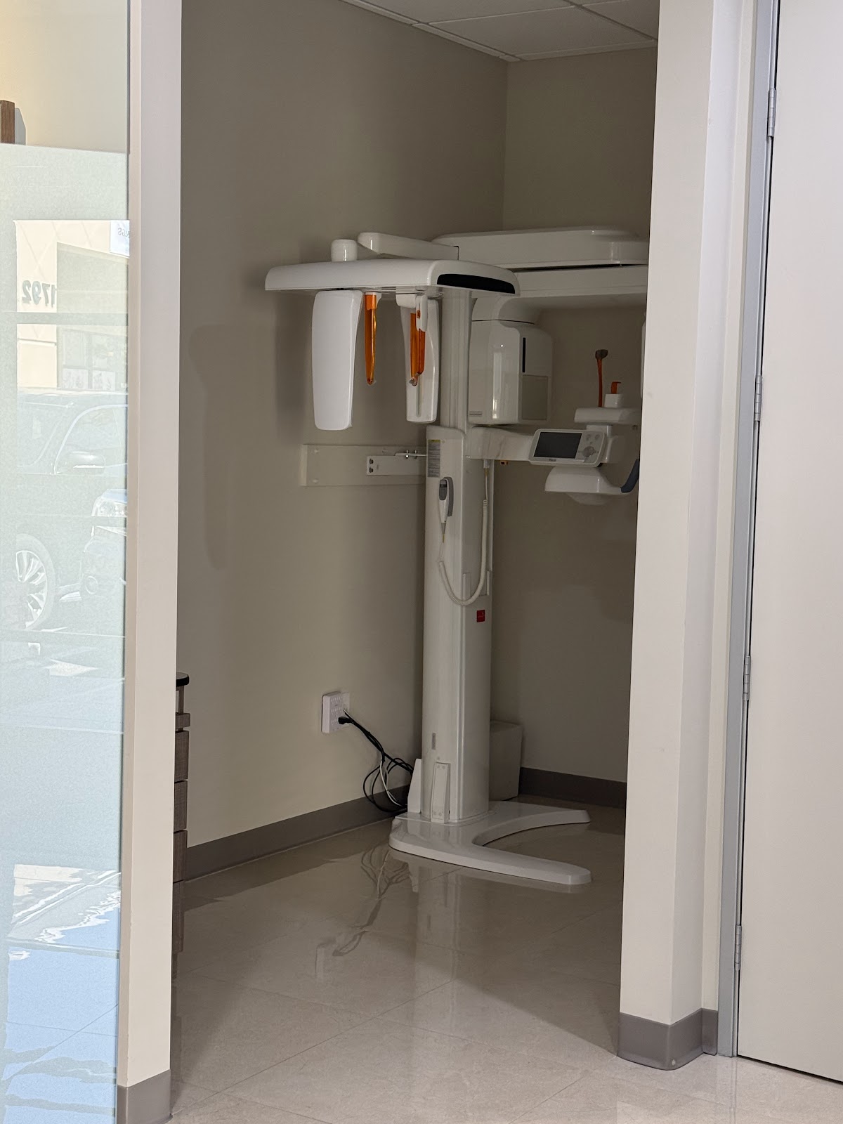 Hello Smile Dental - Kevin Ju, Dds, Ficoi (Simi Valley) photo 5