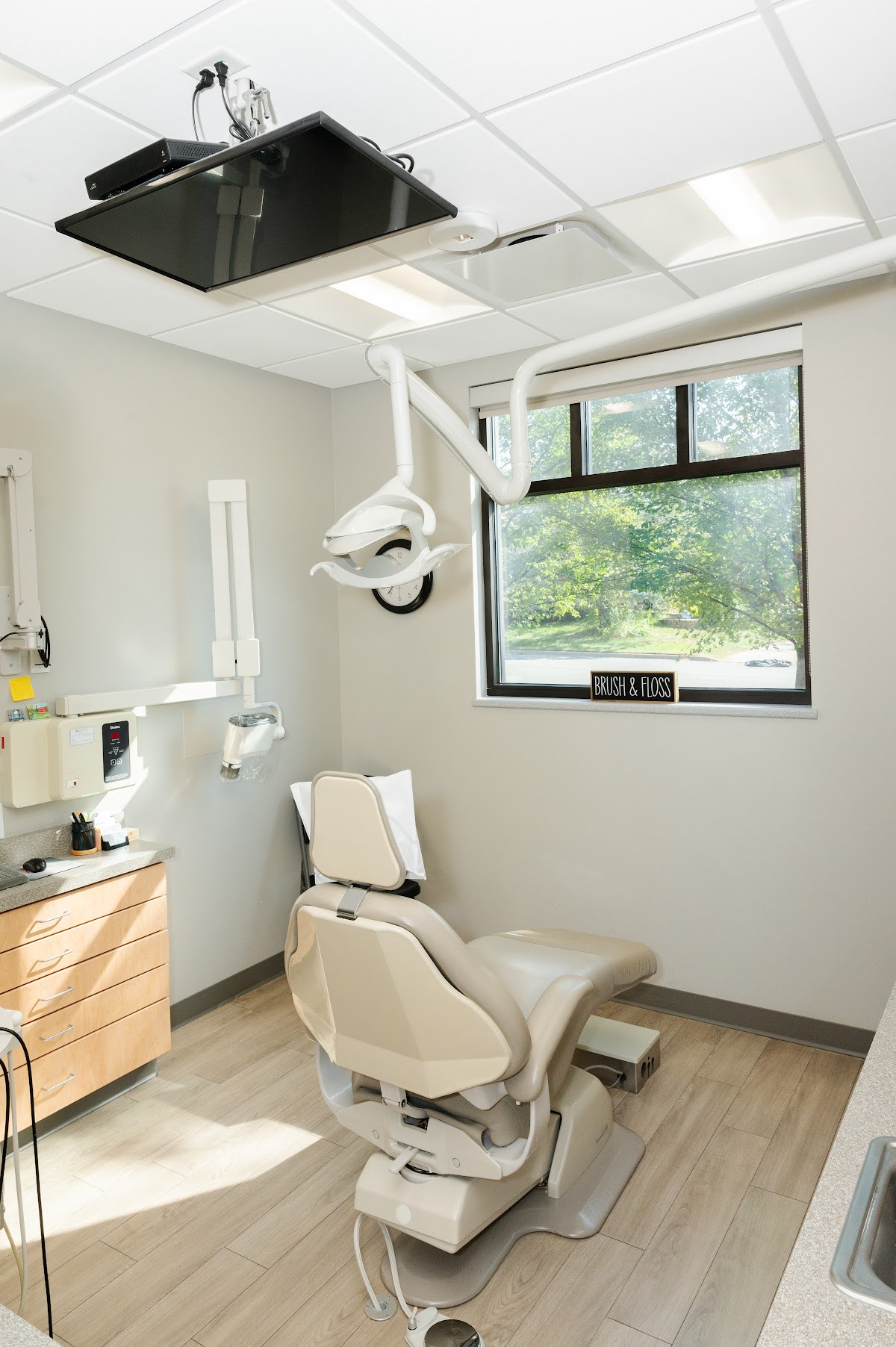 Oak Forest Dental photo 4