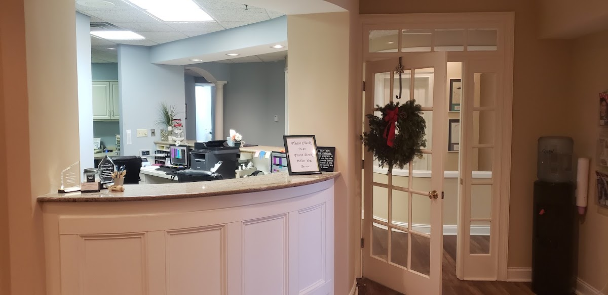 Lowcountry Periodontics & Dental Implants - Lee E. Oppenheimer, DDS; Kane W. Ramsey, DMD & Daniel J. Brockway, DMD, Ms photo 2