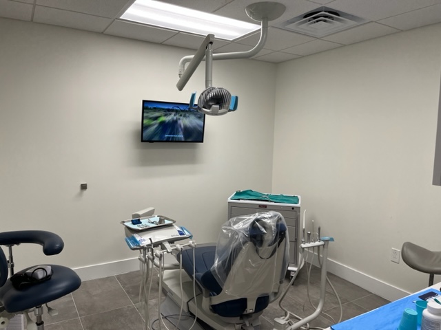 Venice Periodontics and Implant Dentistry - Lisa A. Turner D.D.S., M.s.d. photo 2