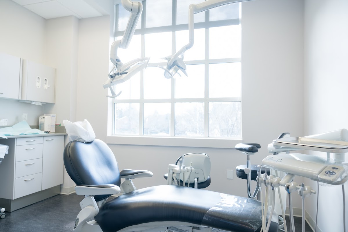 Wellesley Dental Implants & Periodontics photo 2