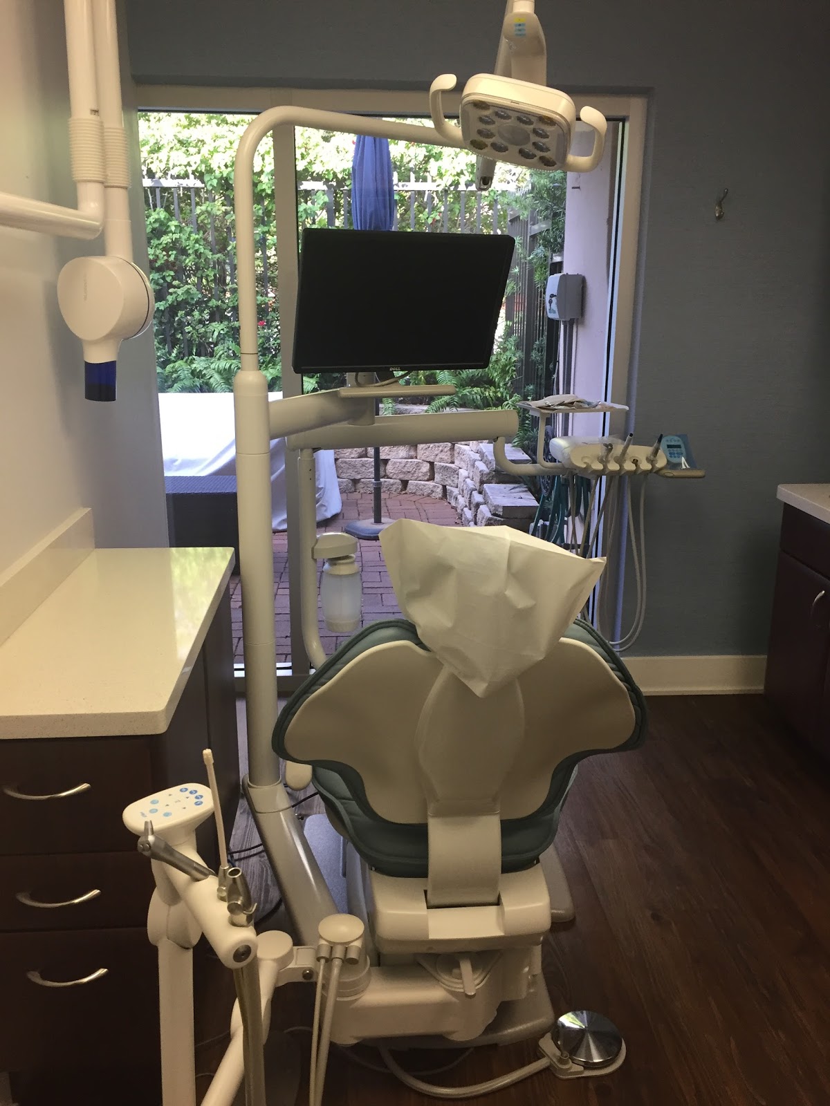 Broward Center for Laser Periodontics & Implants photo 3