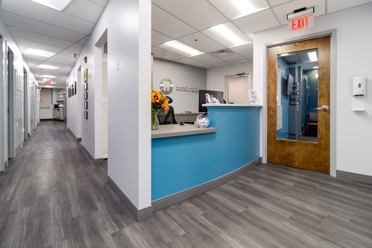 Shady Grove Periodontics & Implants photo 1