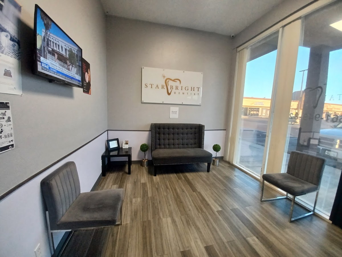 Star Bright Dentist Lancaster photo 2
