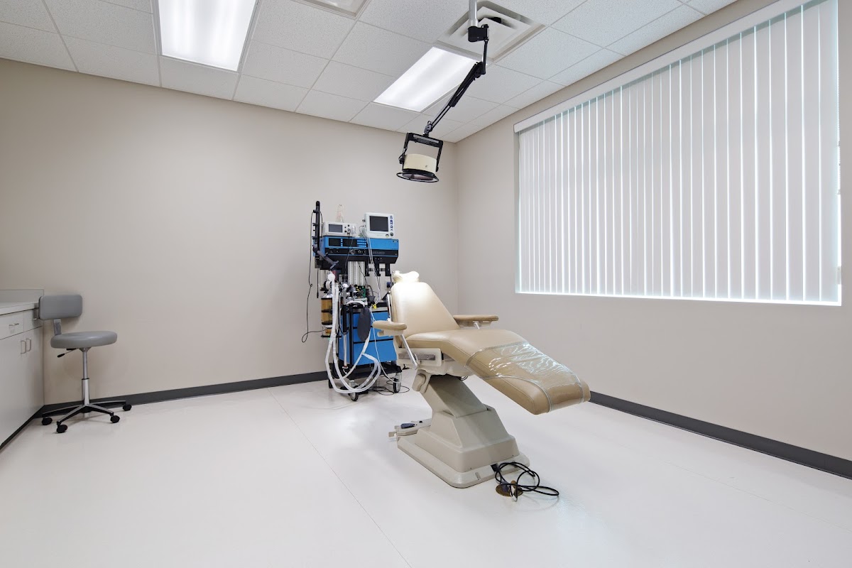 Arkansas Maxillofacial Surgery Center - Oral Surgeon in Bryant photo 4