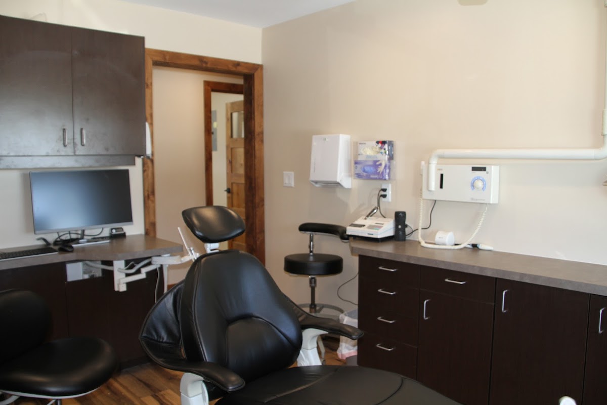 Halls Advanced Dentistry & Implant Center photo 1