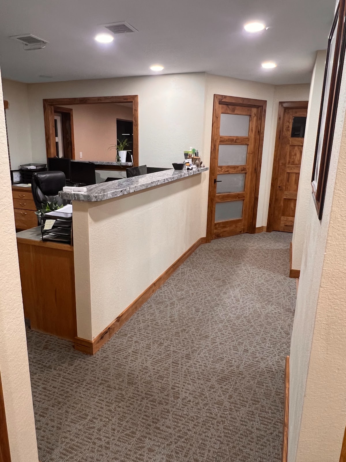 Halls Advanced Dentistry & Implant Center photo 3
