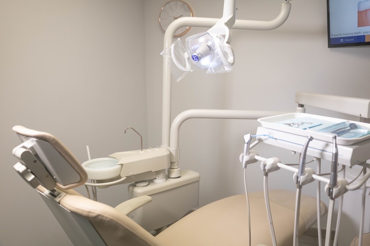 La Family Dentistry Corp photo 5