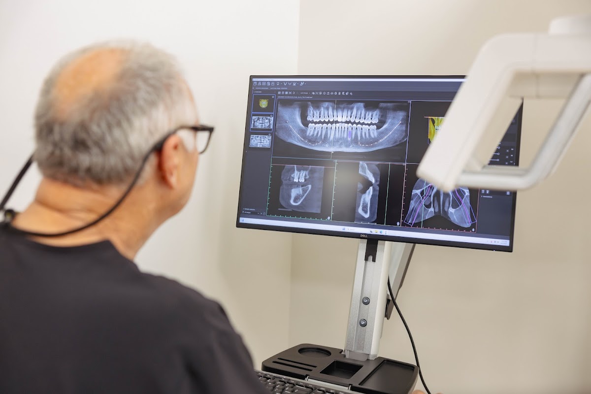 Restoral Dental photo 4