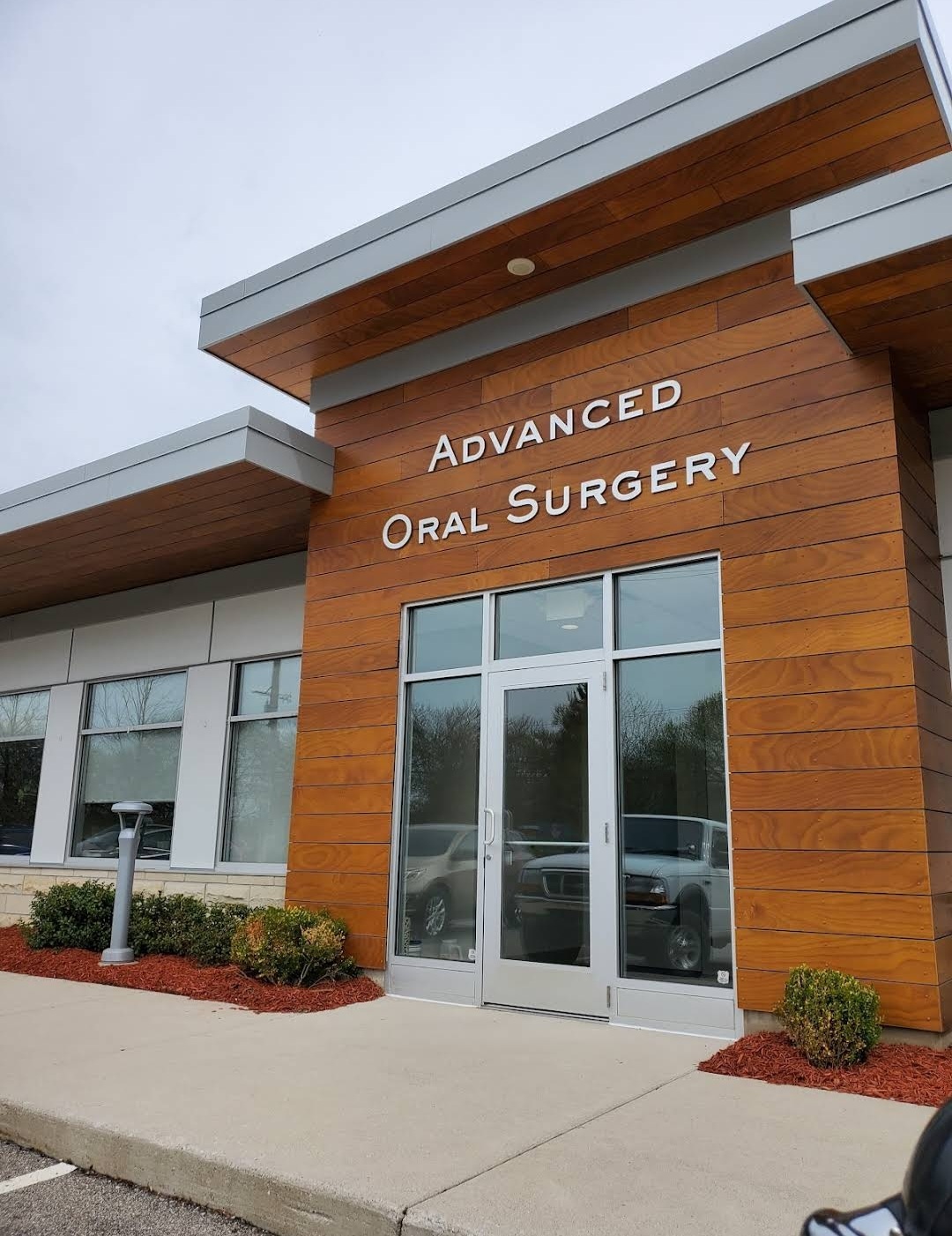 Advanced Oral Surgery & Dental Implant Studio photo 2