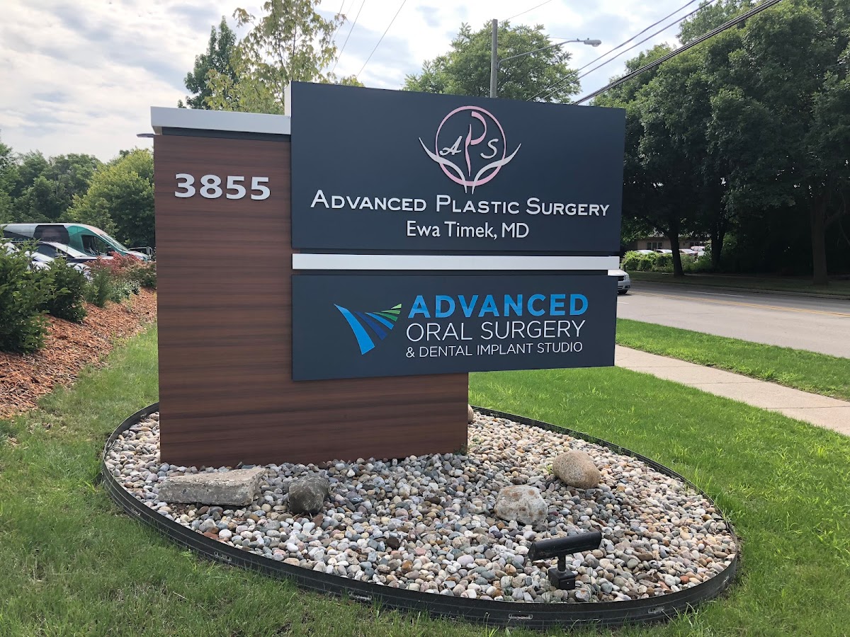 Advanced Oral Surgery & Dental Implant Studio photo 3