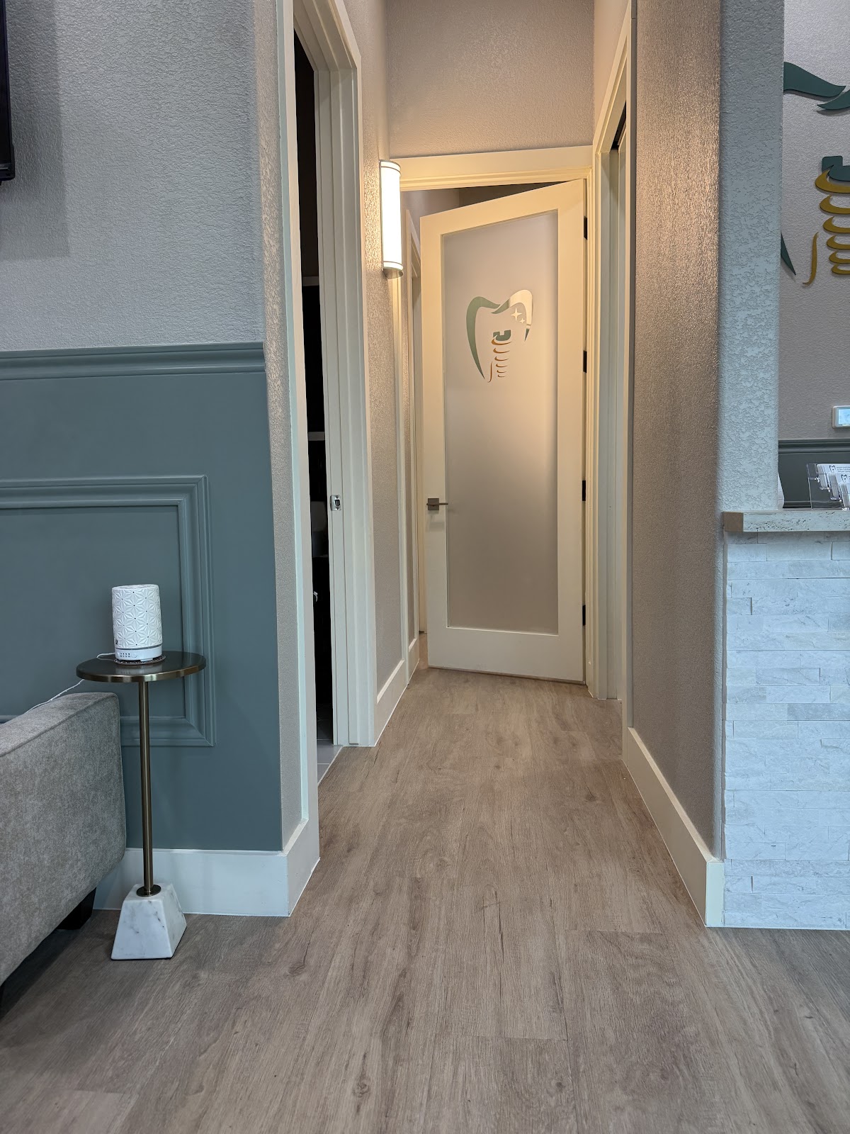 Moser Dentistry & Oral Surgery Implant Center photo 1