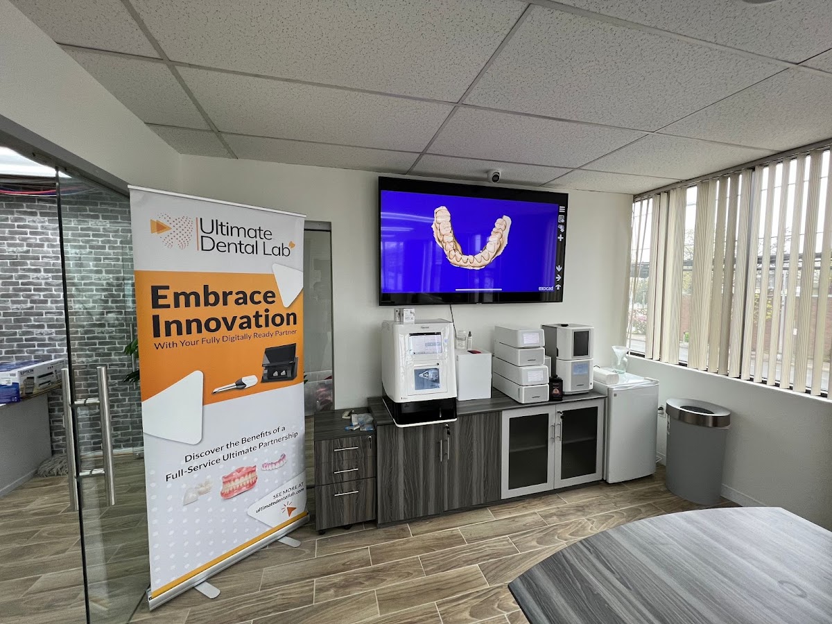 Ultimate Dental, Denture, Crown & Implants Lab photo 3