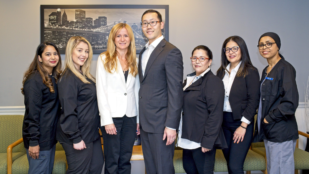 Bayside Periodontics & Dental Implants photo 1