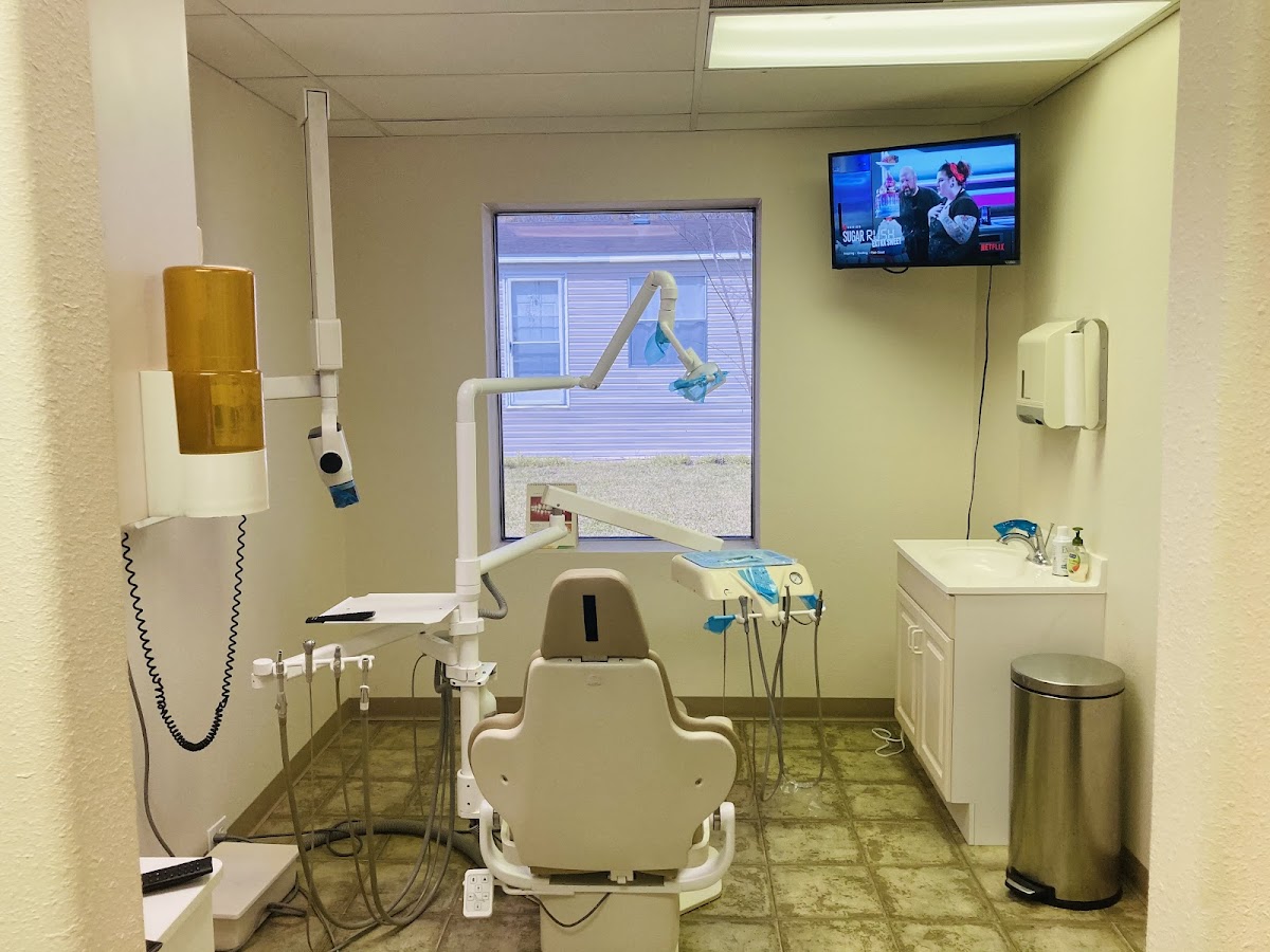 Dr. Teeth Dental Care - Bay City, Tx photo 2