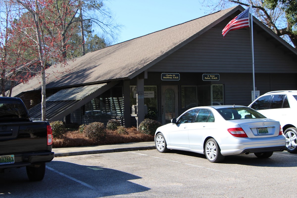 Dothan Smiles General Cosmetic & Implant Dentistry photo 2