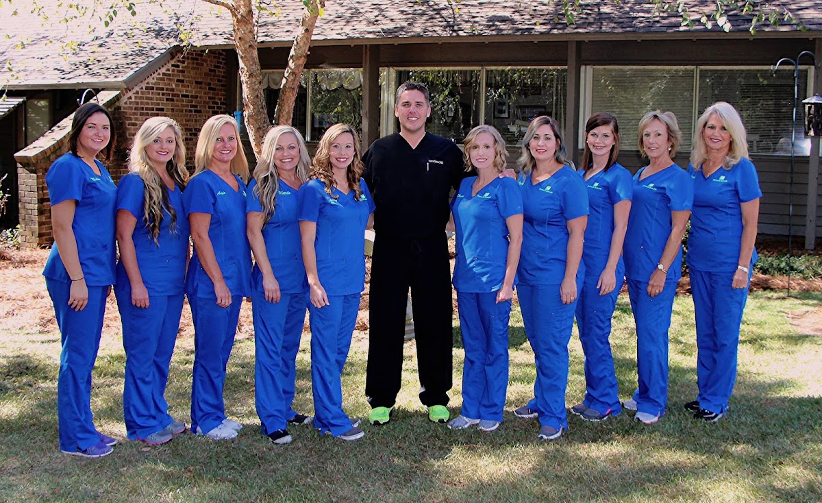 Dothan Smiles General Cosmetic & Implant Dentistry photo 4