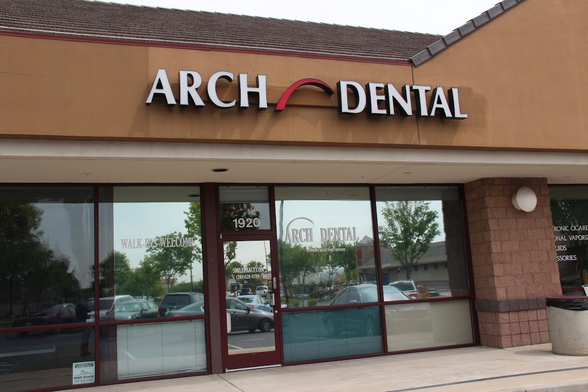 Arch Dental photo 1