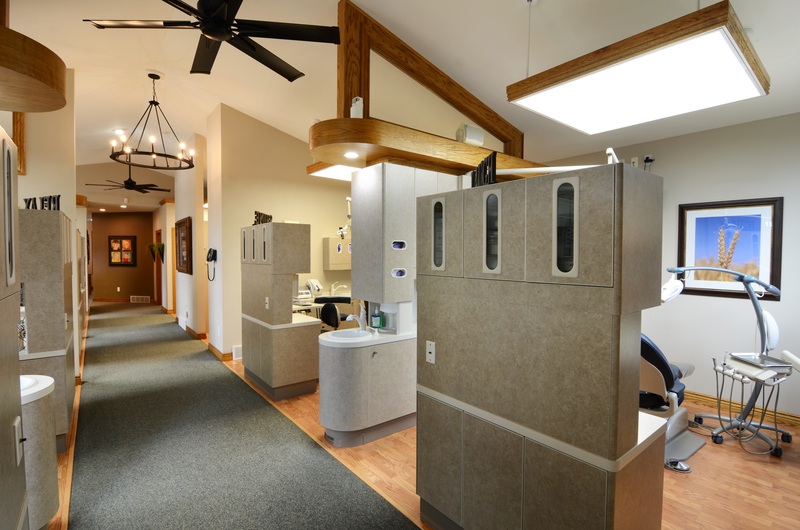 Larsen Dental & Implant Care photo 4