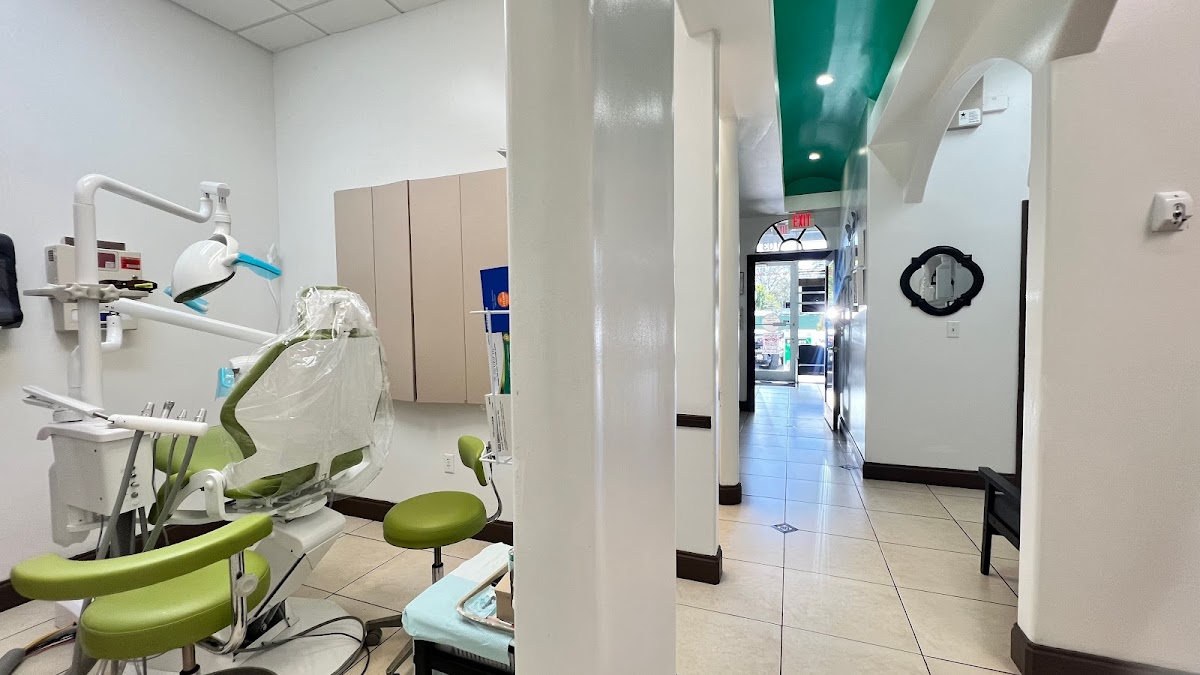 Smith-sterling Dental Laboratories photo 1
