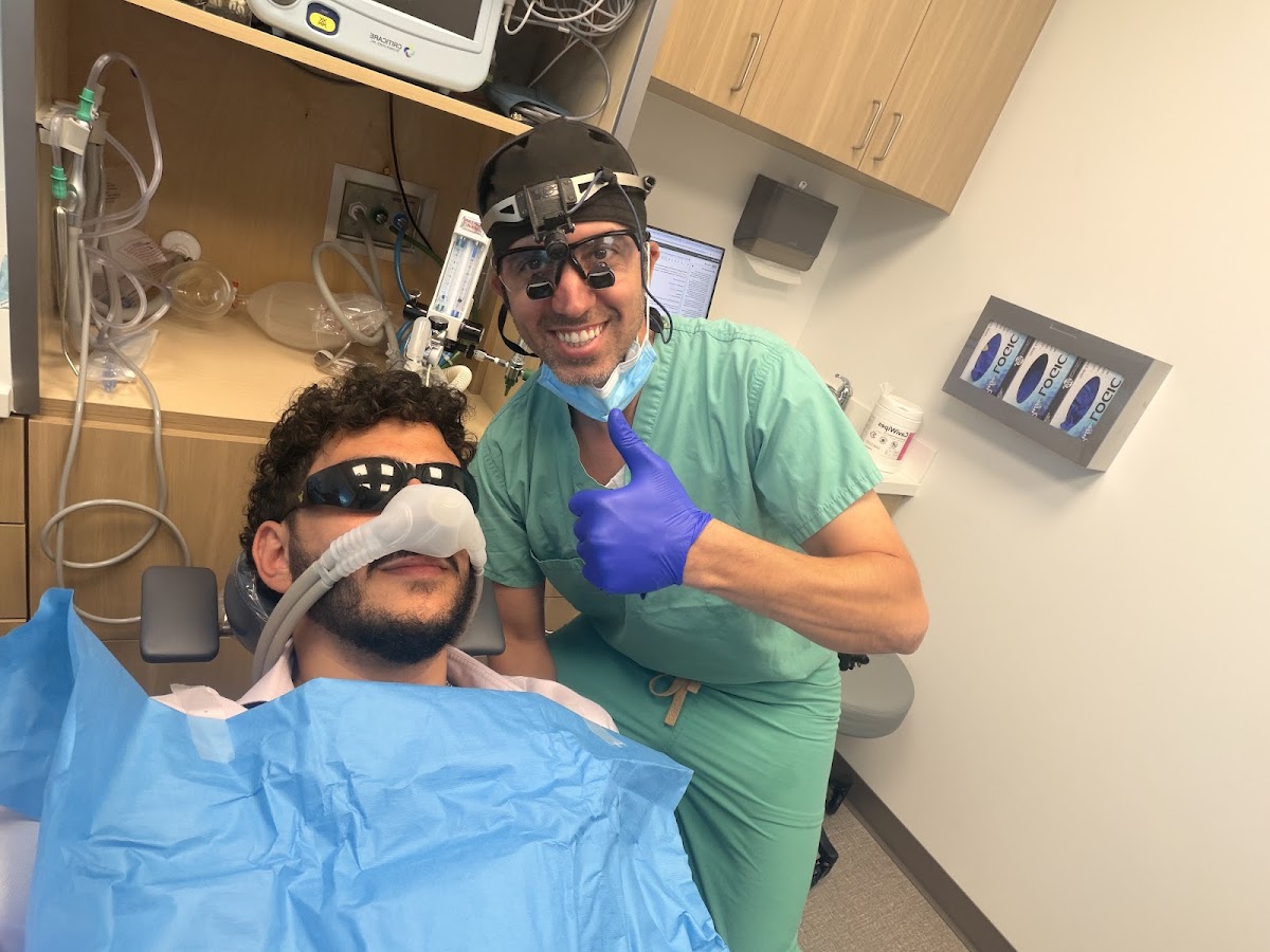 Dr. Avi Amsalem - South Florida Dental Implants & Oral Surgery photo 5