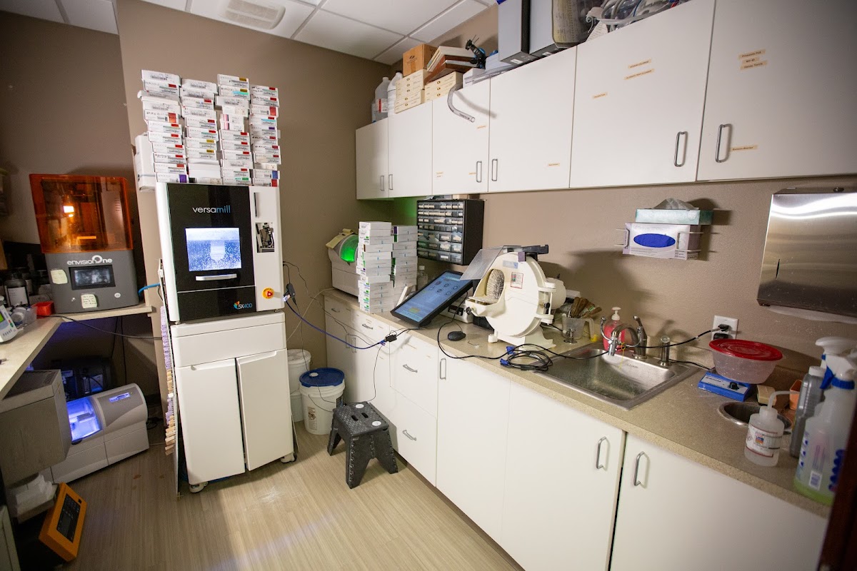 Langan Dental Health & Implant Center, Pc photo 4